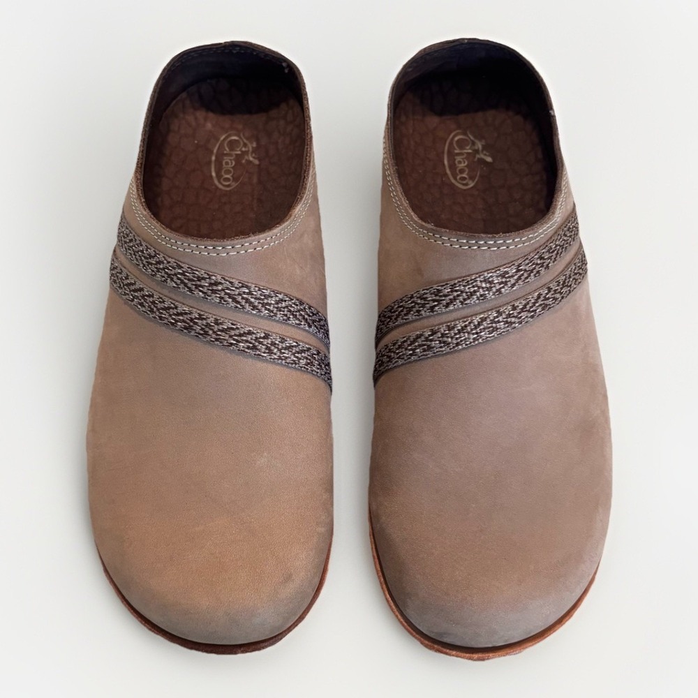 Chaco Women's Harper Taupe Brown Nubock Leather Slip On Clog Shoes 6 Comfort